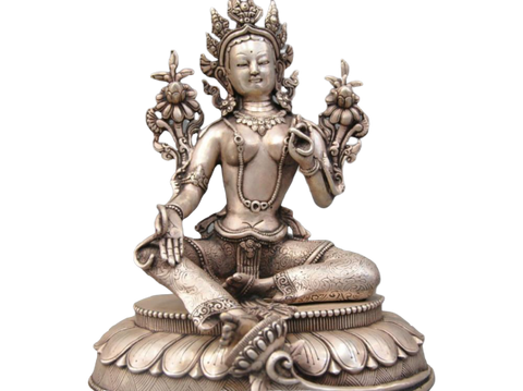 bouddha femme statue sur fond blanc