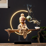 lampe de salon bouddha avec la main tendue
